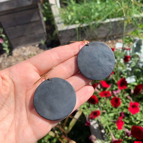 Blue green statement earrings - Picture 3 of 3